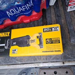 Dewalt  Reciprocating  Saw New