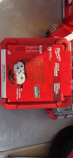 Milwaukee Hole Dozer 28-Piece Bi-Metal Hole Saw Kit