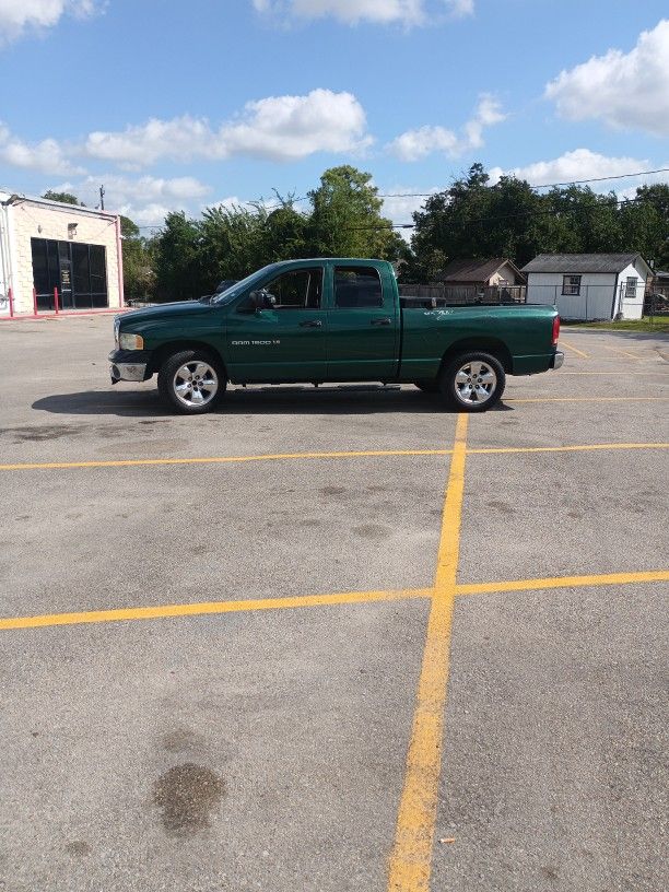 2003 Dodge Ram 1500 Quad Cab