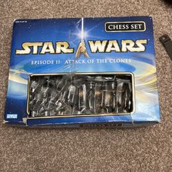 Star Wars Chess Set Episode II: Attack Of The Clones (Hasbro 2003