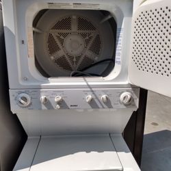Lavadora Secadora Frigidaire