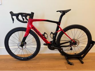 Pinarello X7 road bike 2025