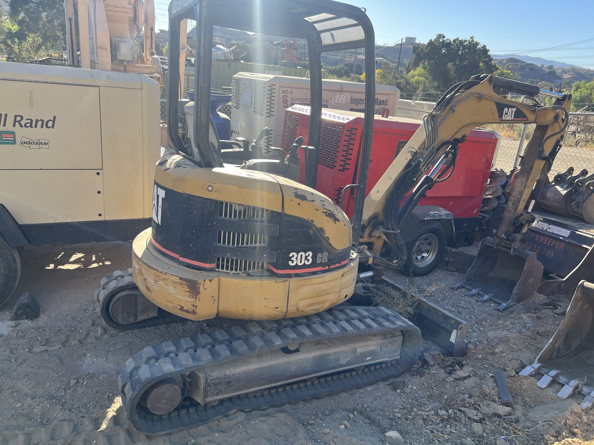 Caterpillar 303 Cr Scavator