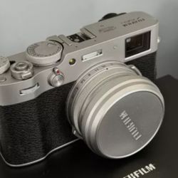 DIGITALFUJIFILM×100VBLACK