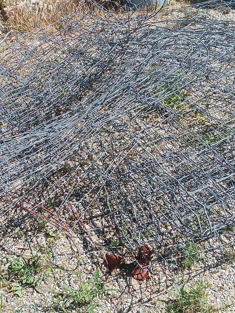 FREE livestock Fence Wire