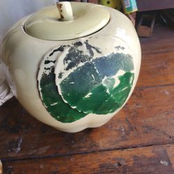 Antique cookie jar