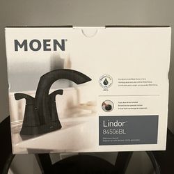 Moen Lindor Matte Black 4-in centerset 2-handle High-Arc Bathroom Sink Faucet