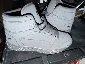 Boys high top puma