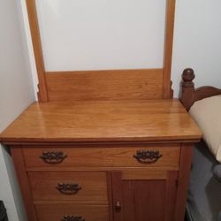 Antique Wash Stand