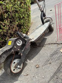 Zooma Electric Scooter – For Parts