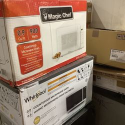 Magic Chef 0.9 cu. ft. Countertop Microwave in White