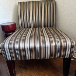 Accent Chair 