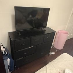 Vizio Smart Tv 32 Inch And Storage Tv Stand