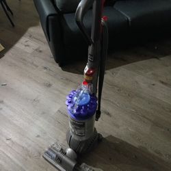 Dyson Vacuum Cleaner 