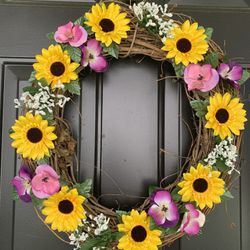 Sunflowers And Pansies Wreath 18 Inches