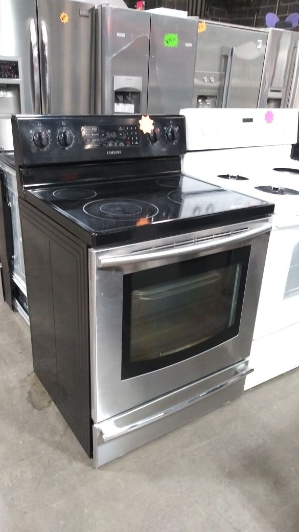 Samsung Stainless Glass Top Stove for Sale in East Hartford, CT OfferUp