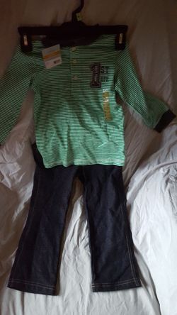 I have 2 sets of this size 3 Carter's toddler boys size 3. Brand new with tags. Never been used
