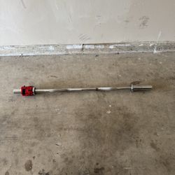EZ Curl Bar