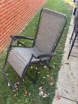 Zero Gravity Chairs