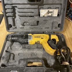 Dewalt Electric Sds Drill With Case Works Great $130 In N Lakeland 