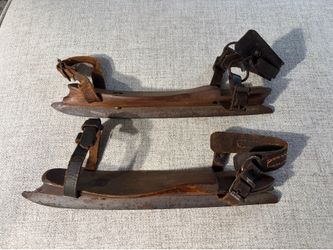 Adult Antique Wooden Ice Skates with Steel Blade & Leather Straps