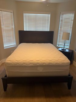 Queen bed set with mattress and night stand