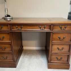 Sugh Lowry Desk 