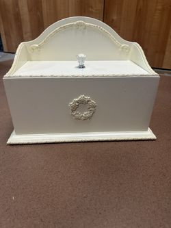 Simply Shabby Chic Toilet Paper Caddy