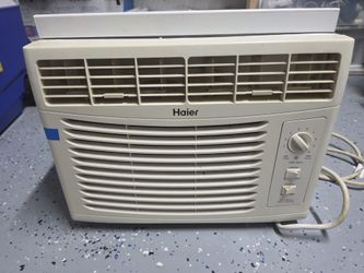 Window air conditioner