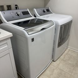 GE Washer & Dryer Set 
