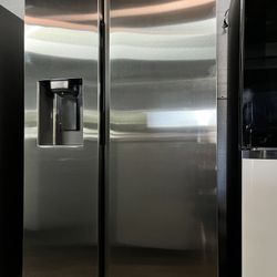 Samsung Refrigerator - 36 in. Wide 22 cu. ft. Side-by-Side Counter depth 