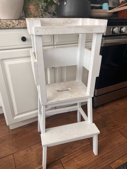 Kid’s Kitchen Climbing Tower in White