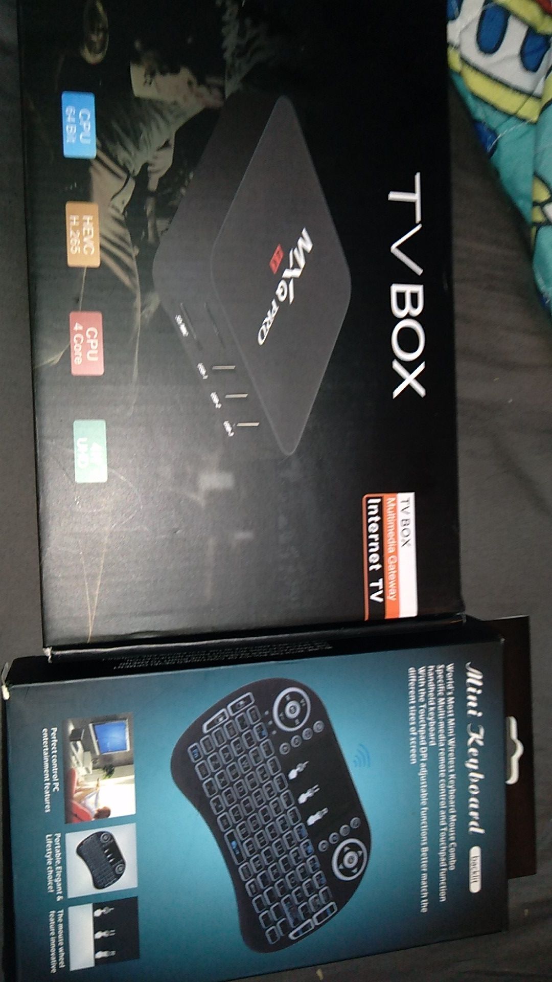 Android 4k TV box new and wireless keyboard that has built In mousepad