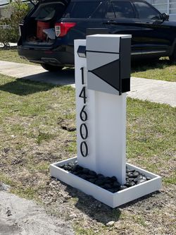 Modern Mailbox!!