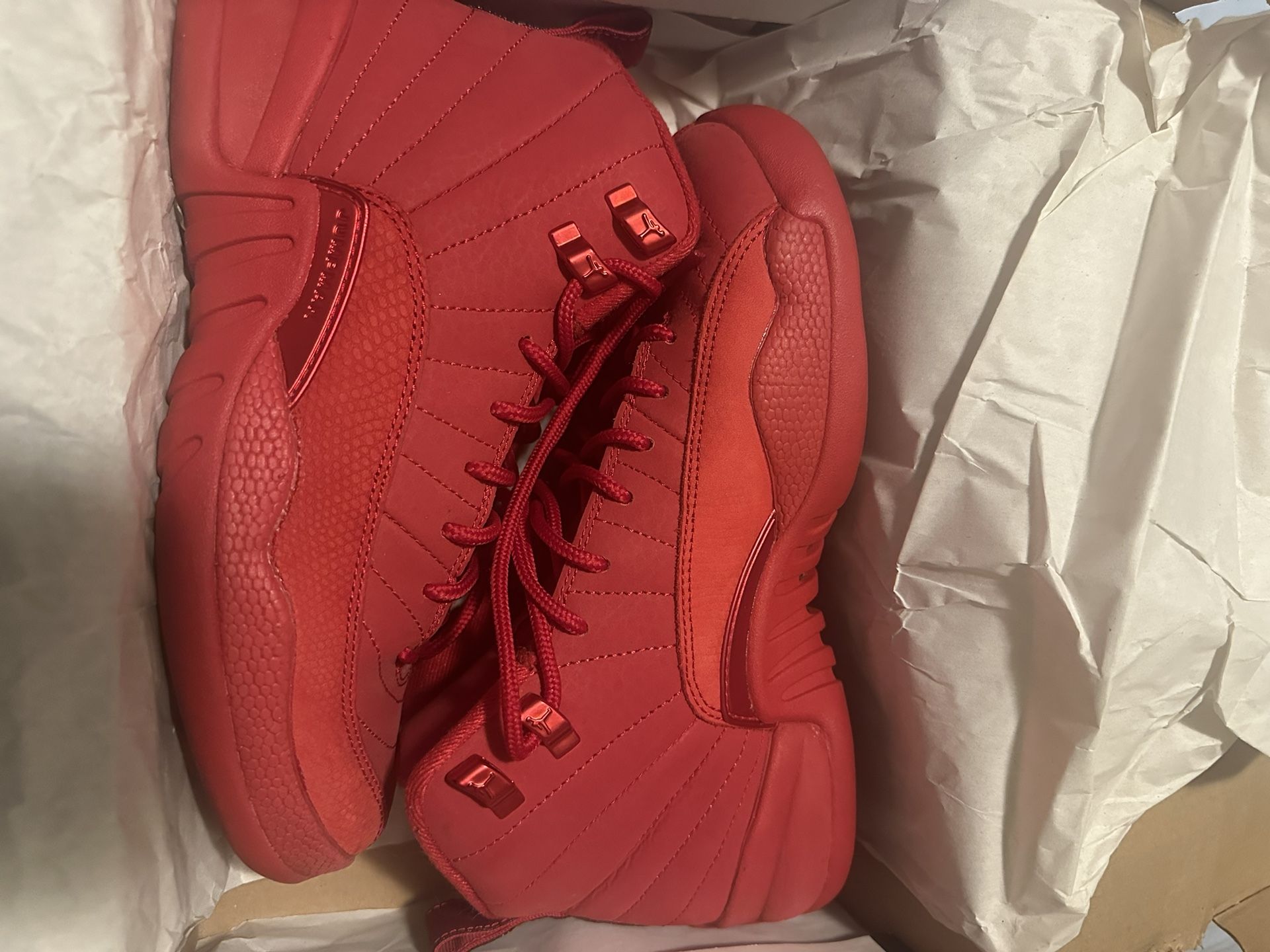 Jordan 12 Retro “Gym Red” – Size 6Y – 2018 Rare Release