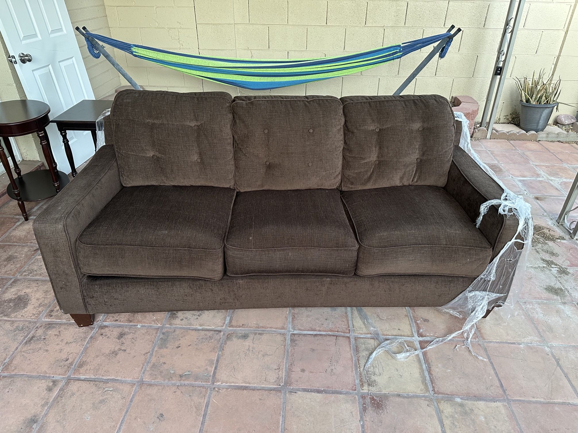 Brown Pull-Out Couch *NEEDS TO BE GONE ASAP*
