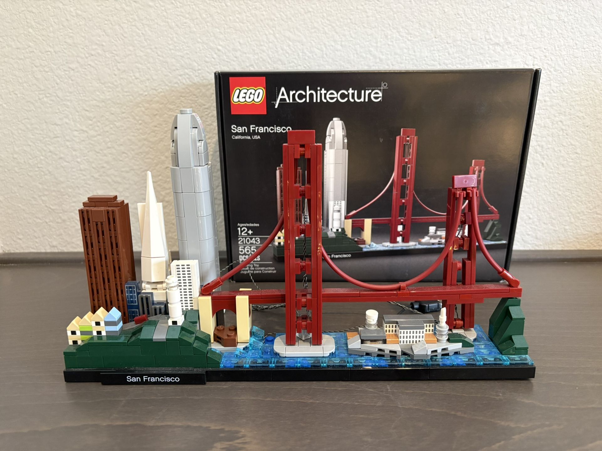 LEGO Architecture San Francisco 21043, 100% Complete + Instructions + Box + Light Kit
