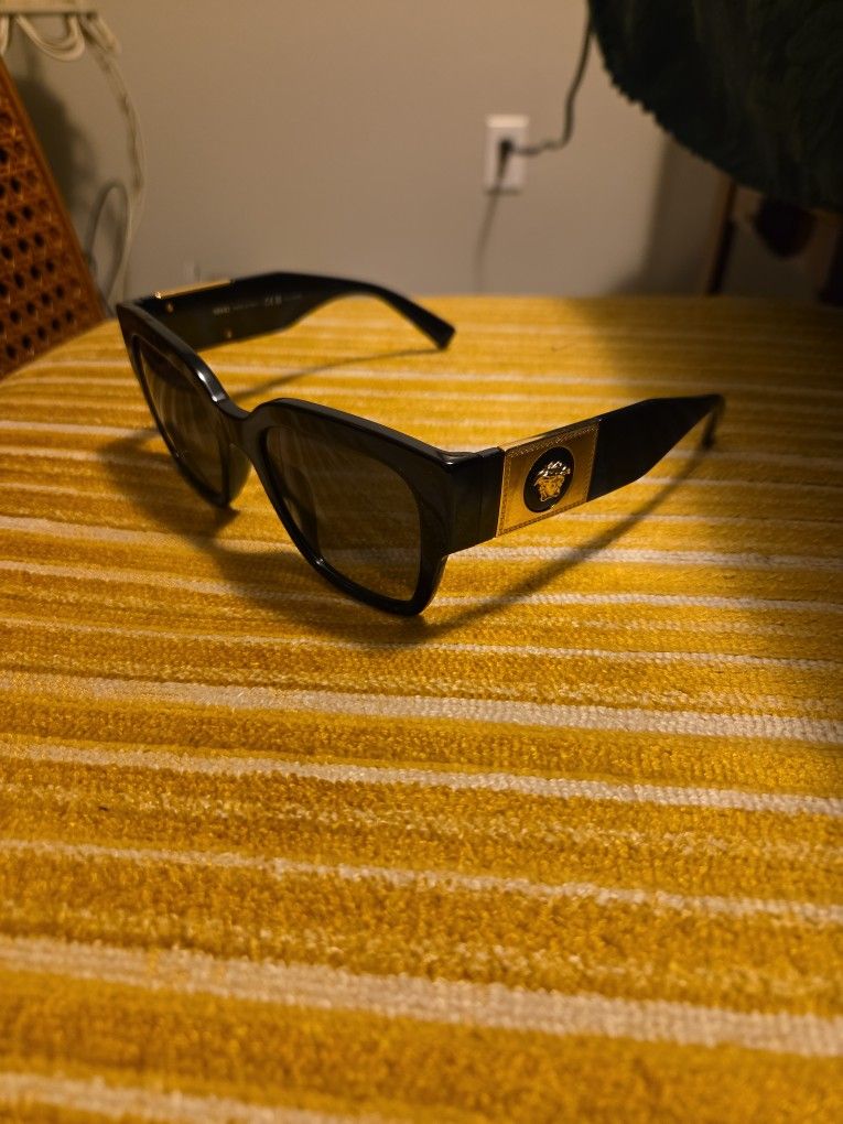 Versace Sun Glasses