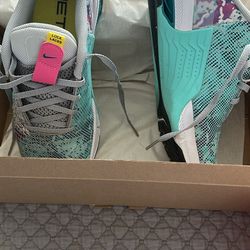 Women’s lifting shoes