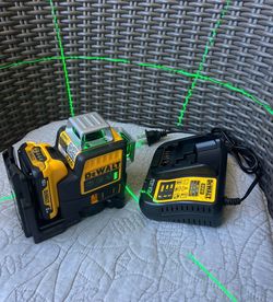 Laser Level Dewalt 360°