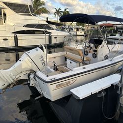1997 Boston Whaler Outrage 17