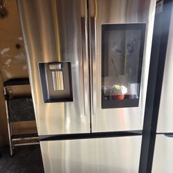 REFRIGERATOR  SAMSUNG FRENCH  DOOR COUNTER DEPTH  STAINLESS STEEL 