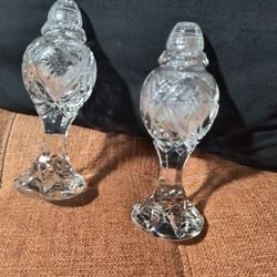 Gorgeous Vintage Tall Footed Cut Crystal Salt & Pepper Shaker Set TwIst Caps 6.25"