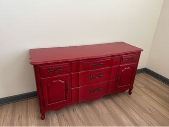 Dresser