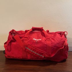 Supreme Duffle Bag for Sale in Brooklyn, NY - OfferUp