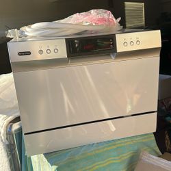Counter-top Dishwasher Brand New