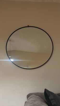 Big round mirror