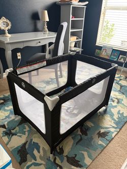 Brand new playpen