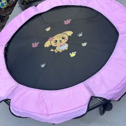 Trampoline 