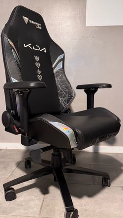 Secret Lab Ergonomic Gaming Chair